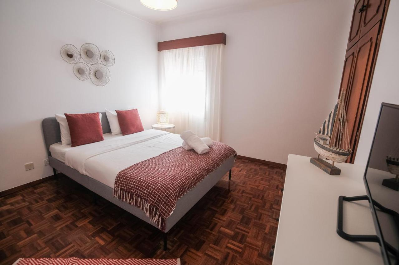 Besugo'S House Rooms & Apartment Nazaré Dış mekan fotoğraf