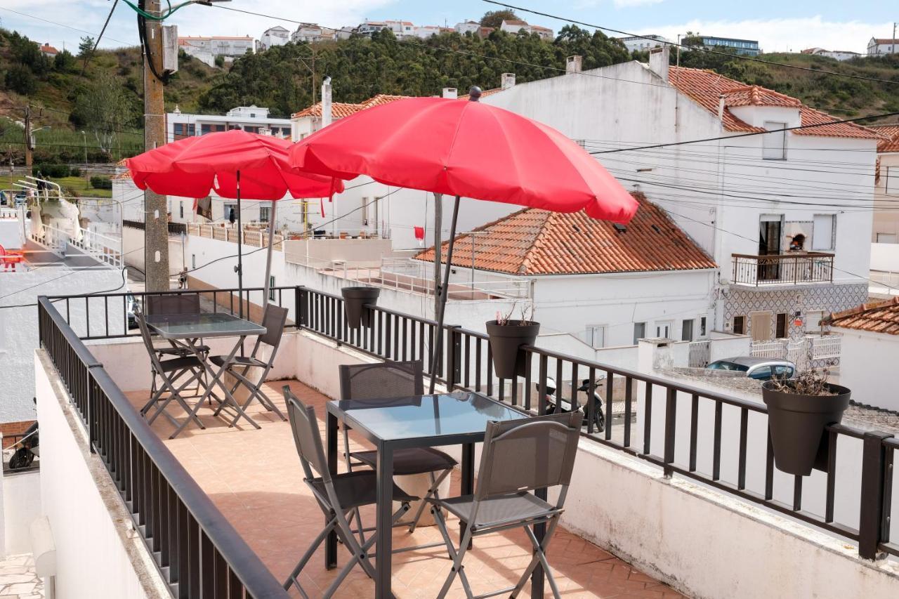 Besugo'S House Rooms & Apartment Nazaré Dış mekan fotoğraf